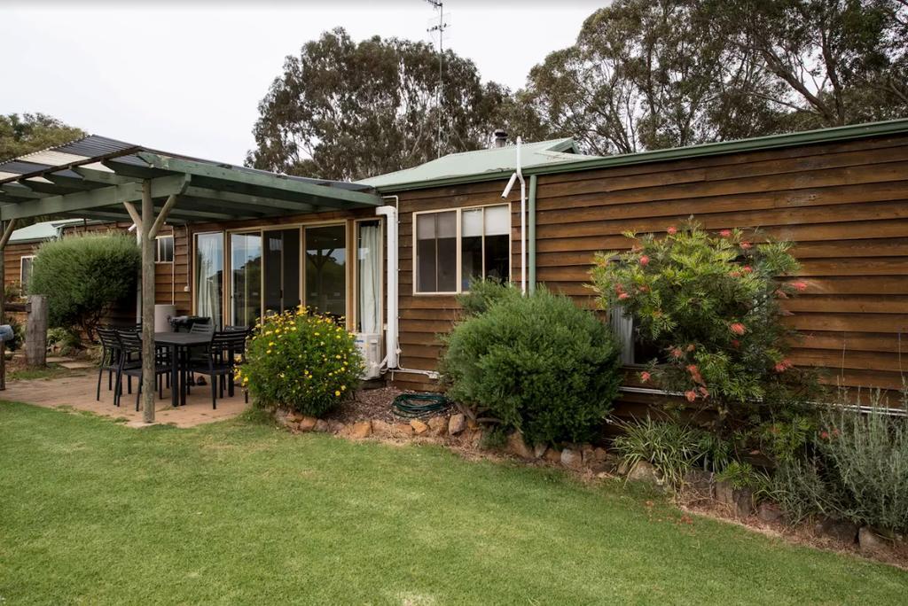 Sunflowers Animal Farm & Farmstay Margaret River Exterior foto
